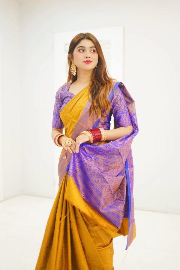 ‎🥻ম্যাচিং ব্লাউজ সহ কাঞ্চিভরম শাড়ি💛 Code -100-14 - Image 3