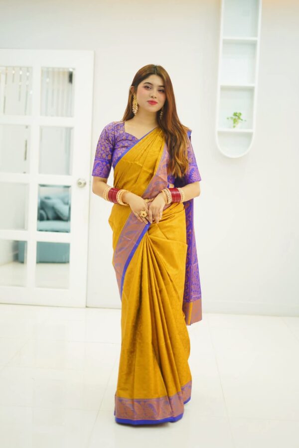 ‎🥻ম্যাচিং ব্লাউজ সহ কাঞ্চিভরম শাড়ি💛 Code -100-14 - Image 4