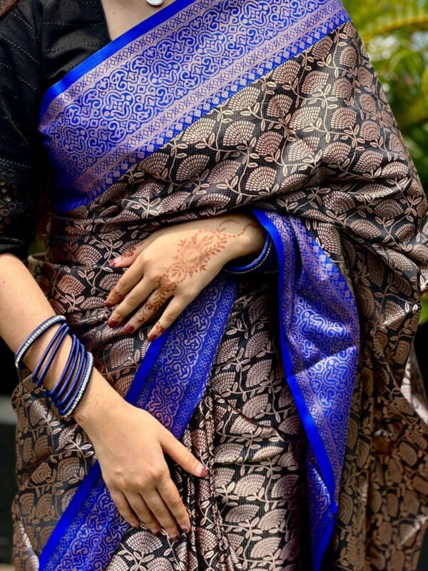 ‎🥻ম্যাচিং ব্লাউজ সহ কাঞ্চিভরম শাড়ি🖤 Code -100-18 ‎ - Image 2